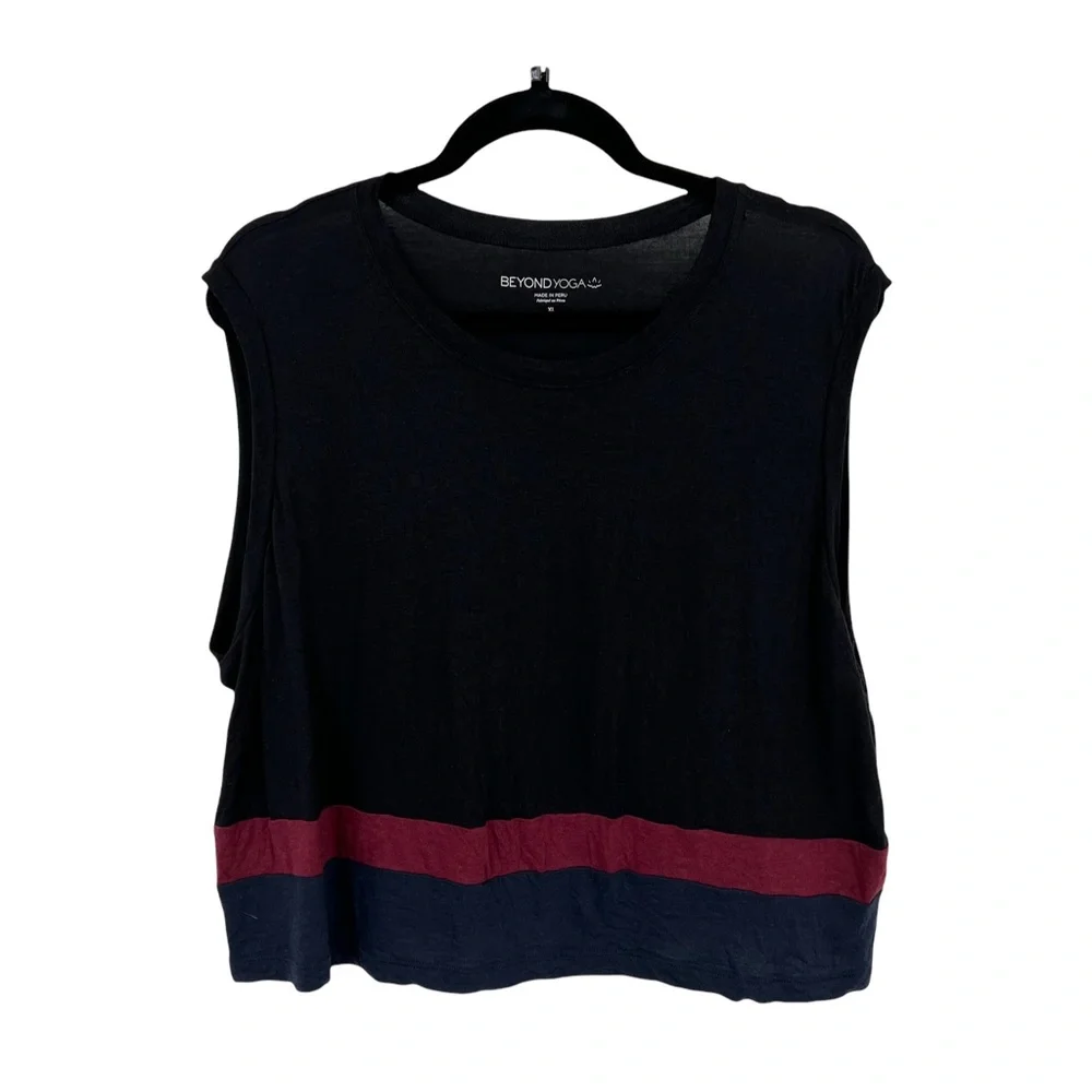 Beyond Yoga Black Stripe Cropped Tank Size XL